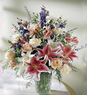 Cedar Knolls Florist | Lovely Vase