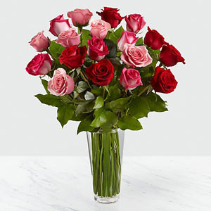 Cedar Knolls Florist | 18 Red & Pink Roses